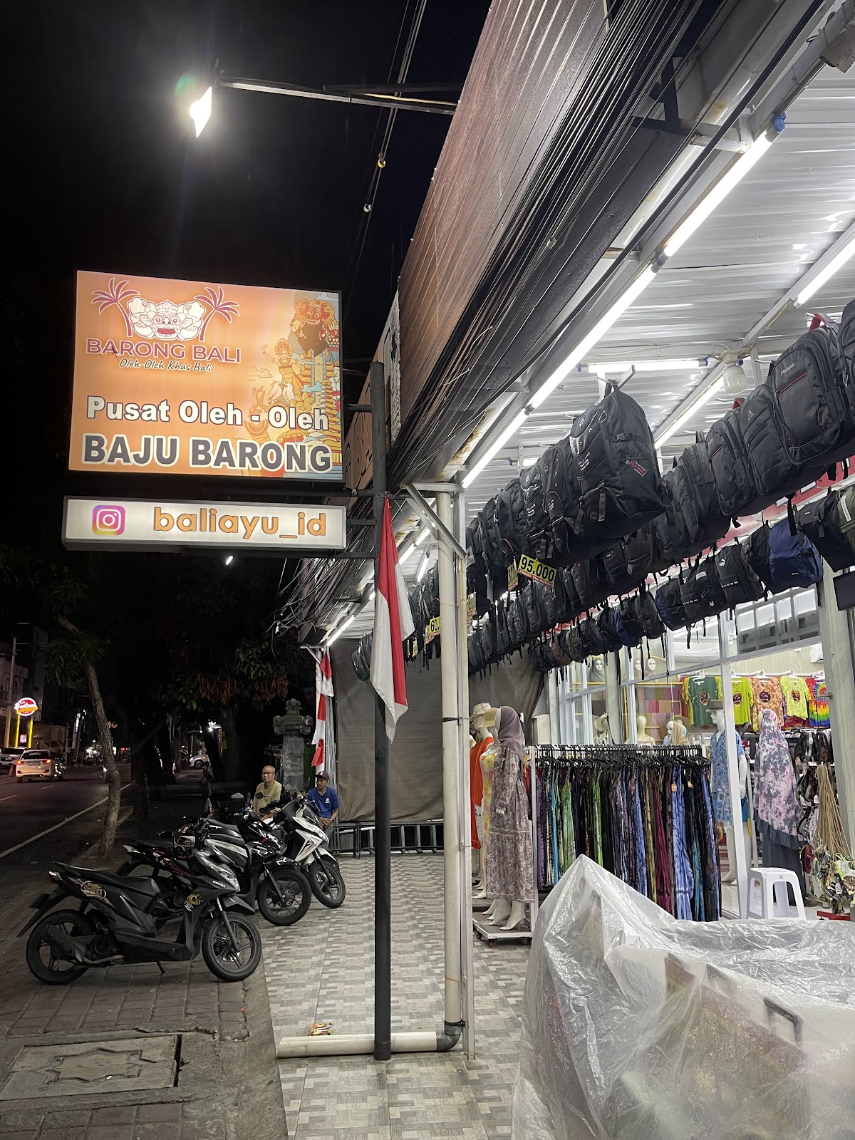 Barong Bali (Oleh - Oleh Khas Bali)