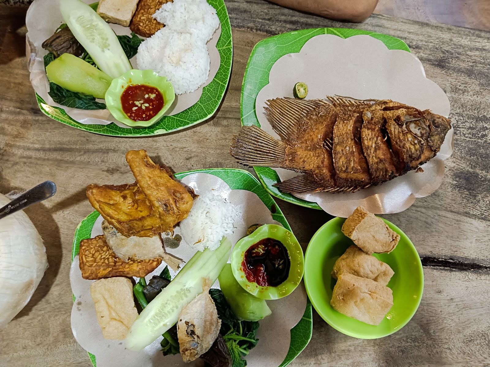 Nasi Tempong Indra