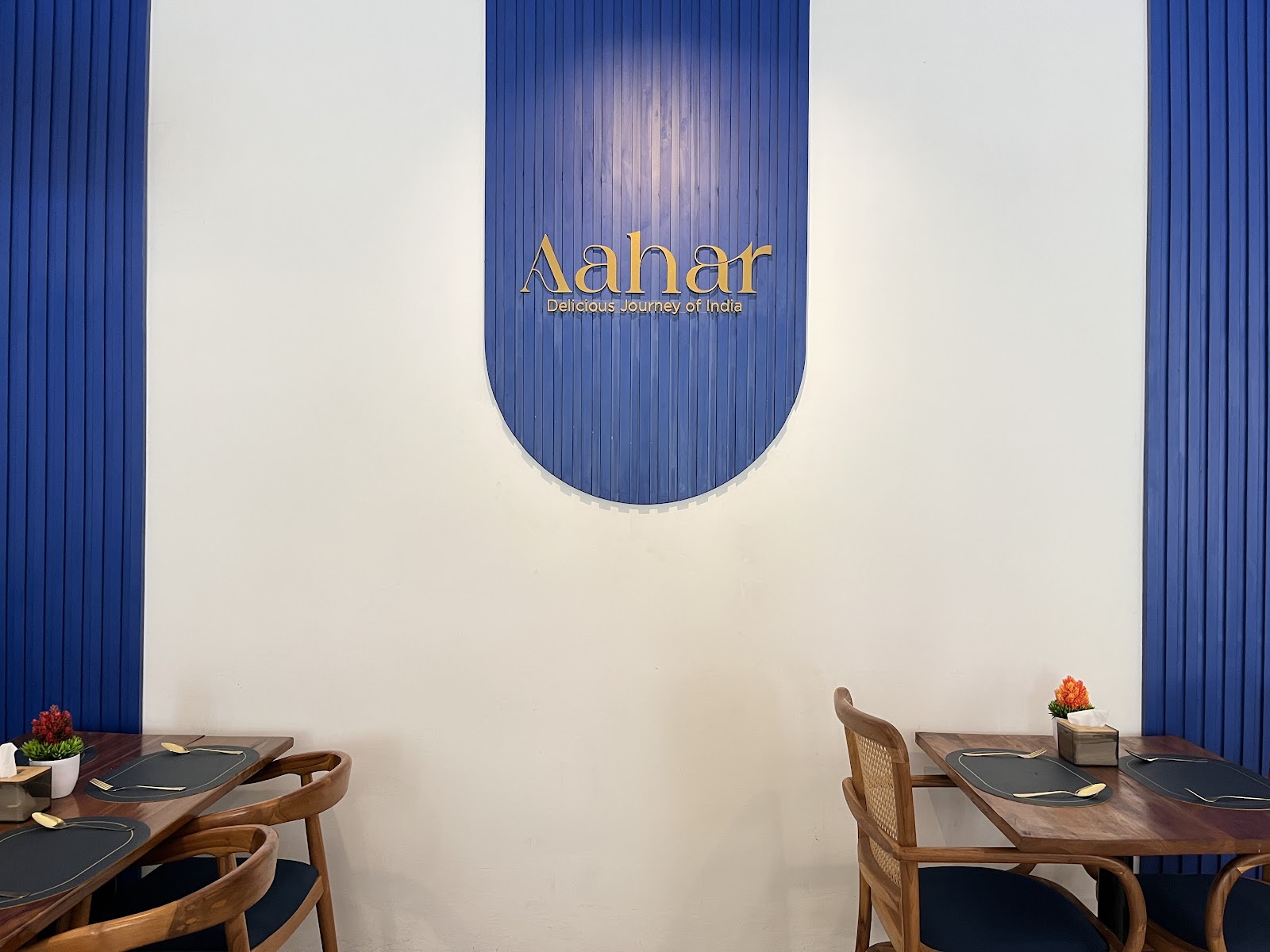 Aahar - Pure Vegetarian Indian Resturant Kuta