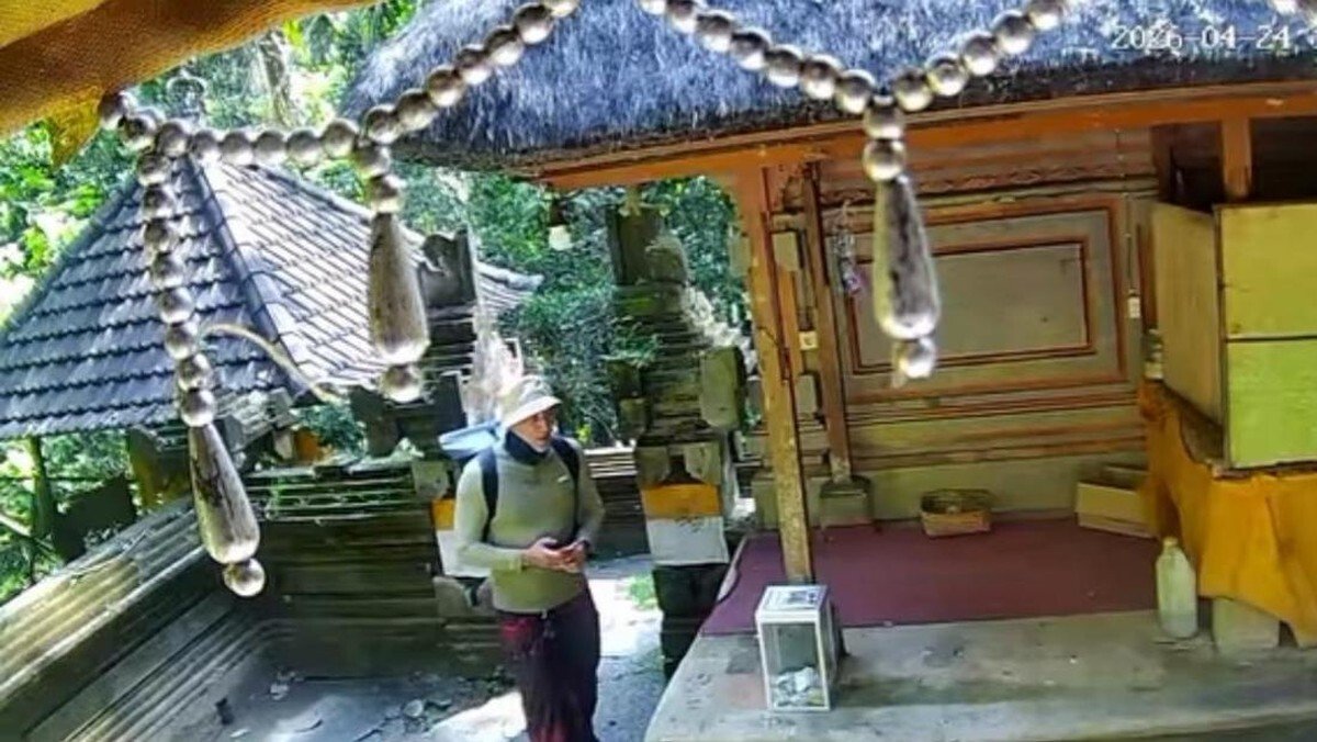 В храме Гоа-Гаджа на Бали иностранца заподозрили в краже пожертвований