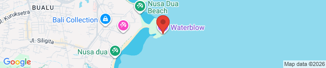 Фонтан в расщелине скалы (waterblow) в Нуса Дуа