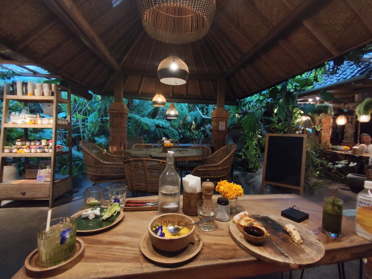 Warung Seni Tejakula