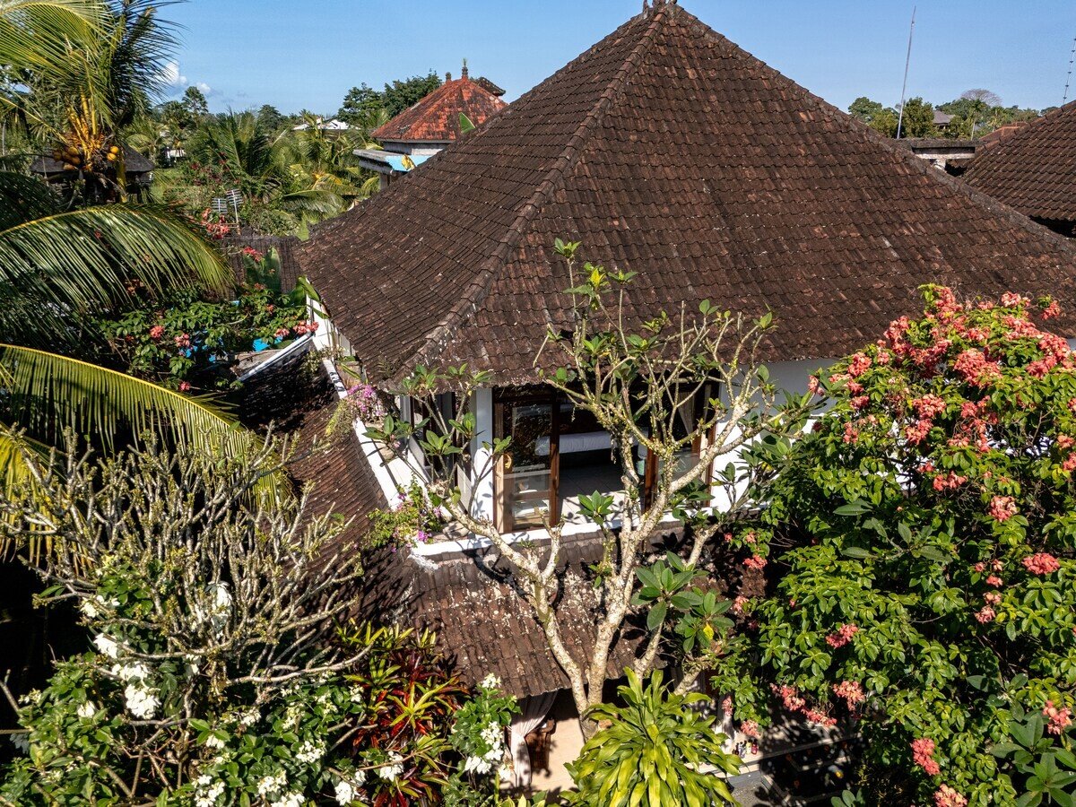Вилла вилла с бассейном, 5 спален Ubud 600м² 4 и более спален
