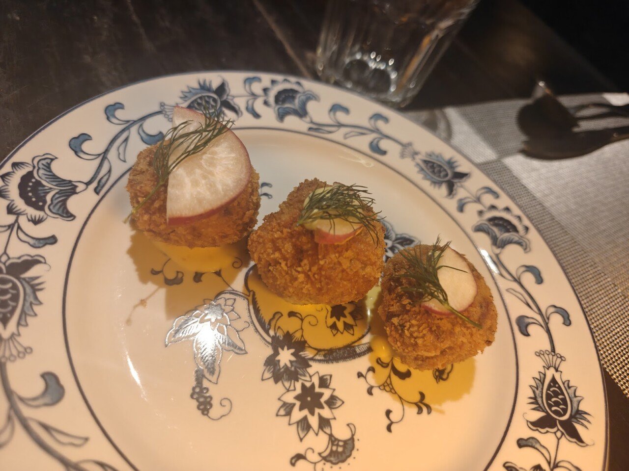 Suma Restaurant - Sumberkima Hill