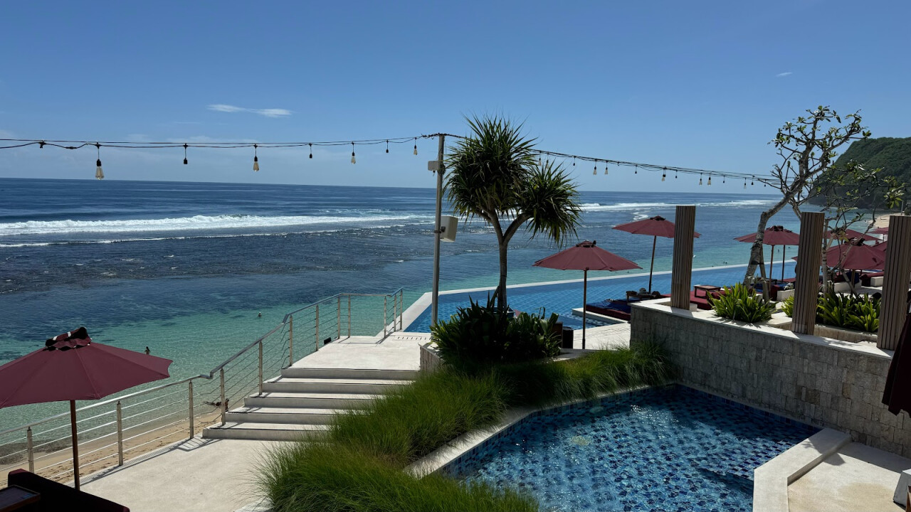 White Rock Beach Club
