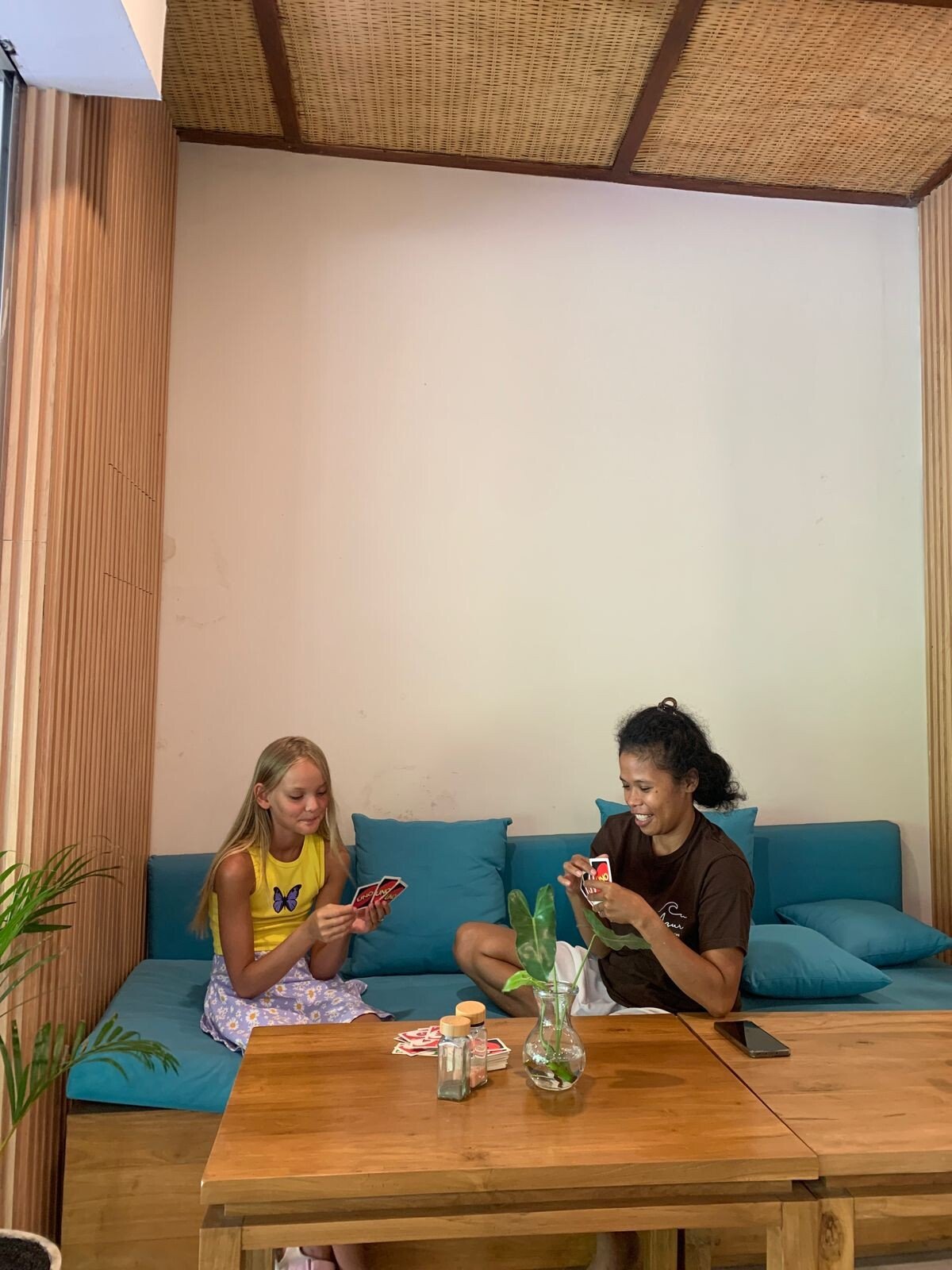 Azur Healthy Food & Cafe