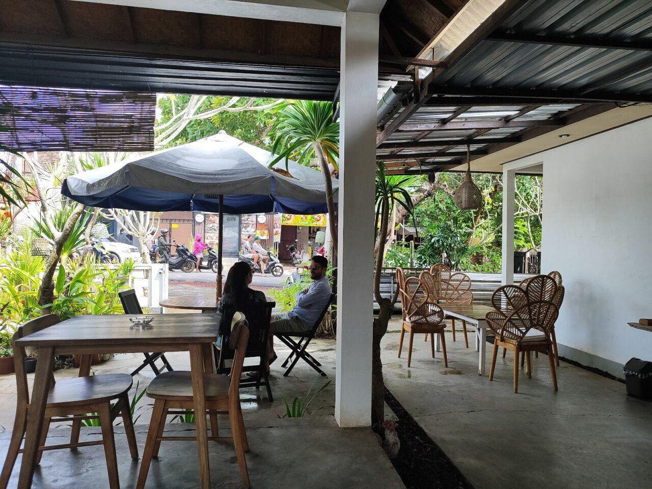 Cafe Rasa by Saje