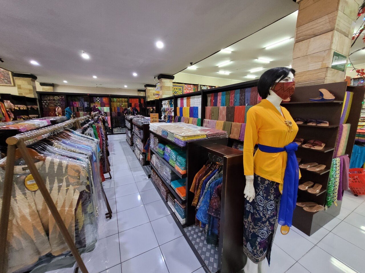 Krisna Toko Oleh Oleh Khas Bali