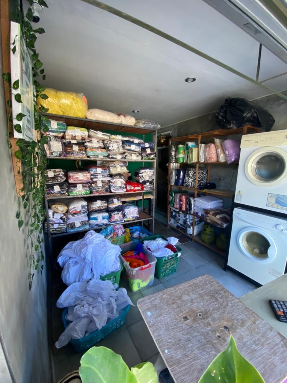 BAGAS LAUNDRY SANUR
