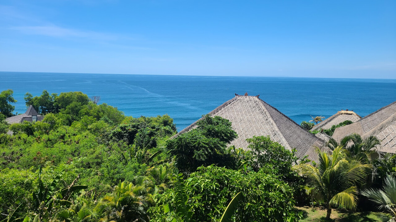 Mana Uluwatu Restaurant & Bar