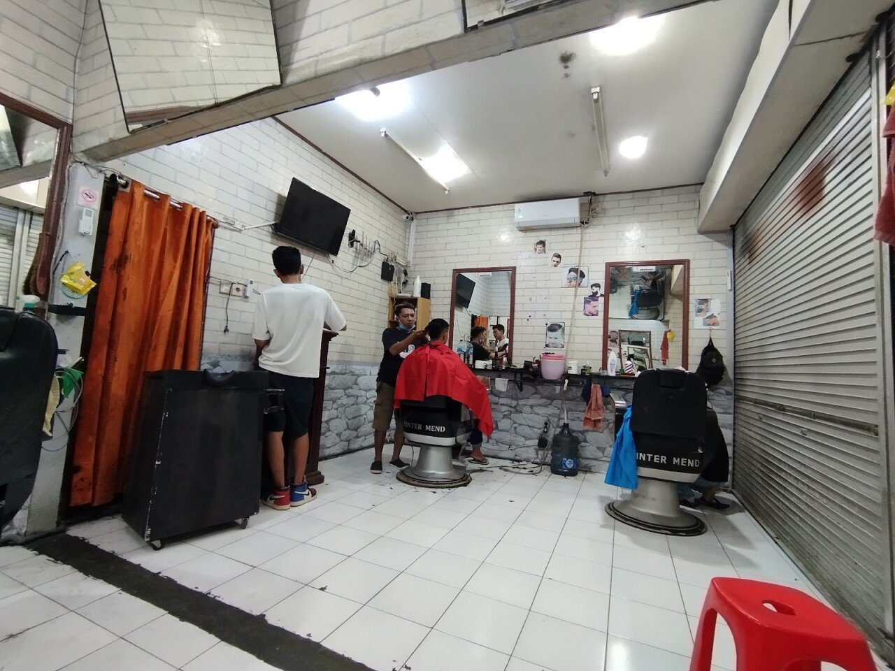 PINO BARBER SHOP