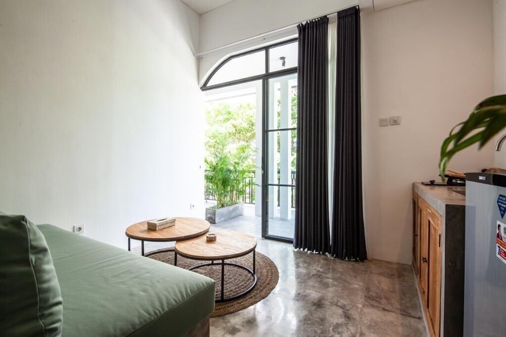 MG Loft & Messieurs Barber Salon
