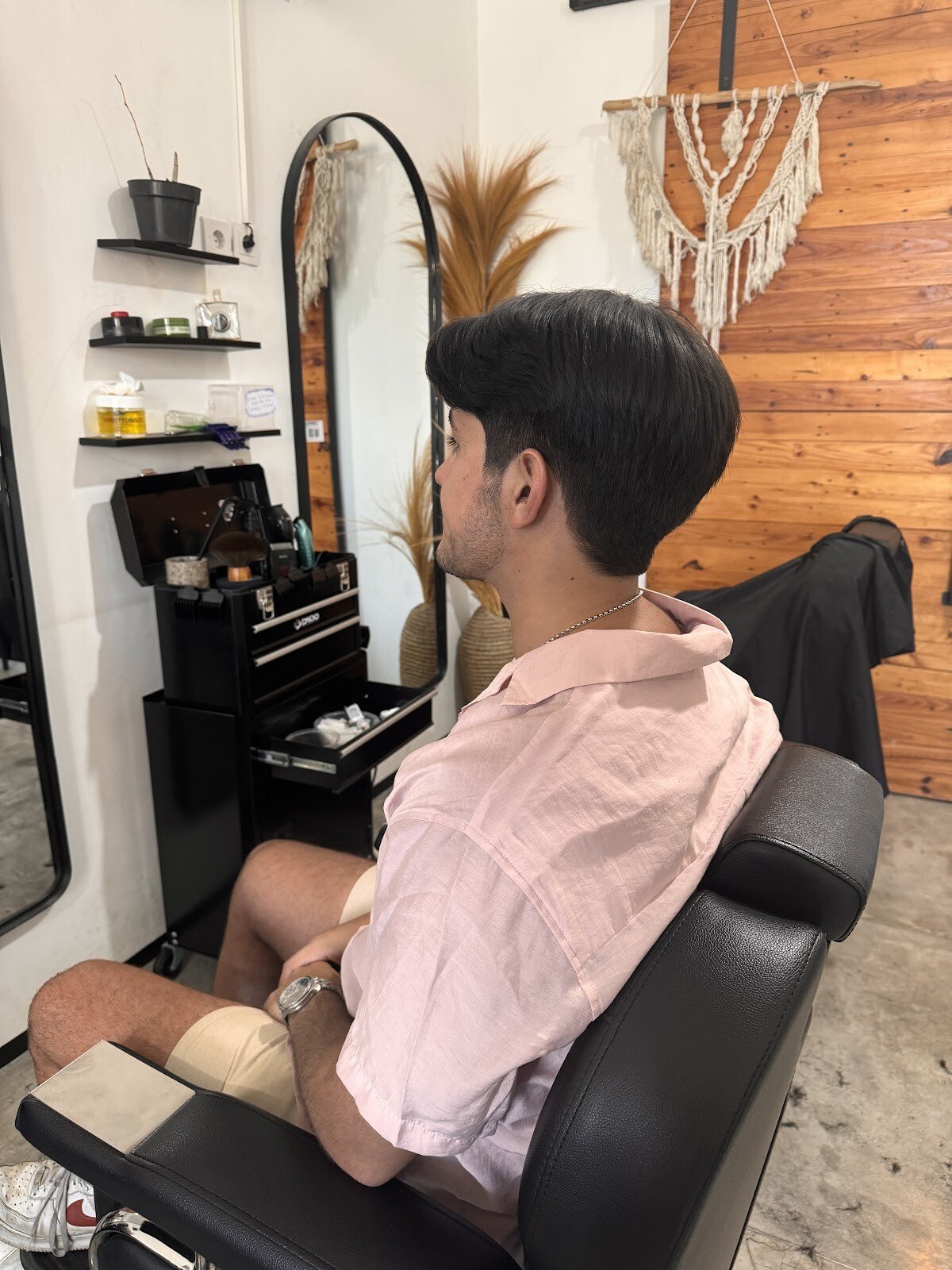 MG Loft & Messieurs Barber Salon