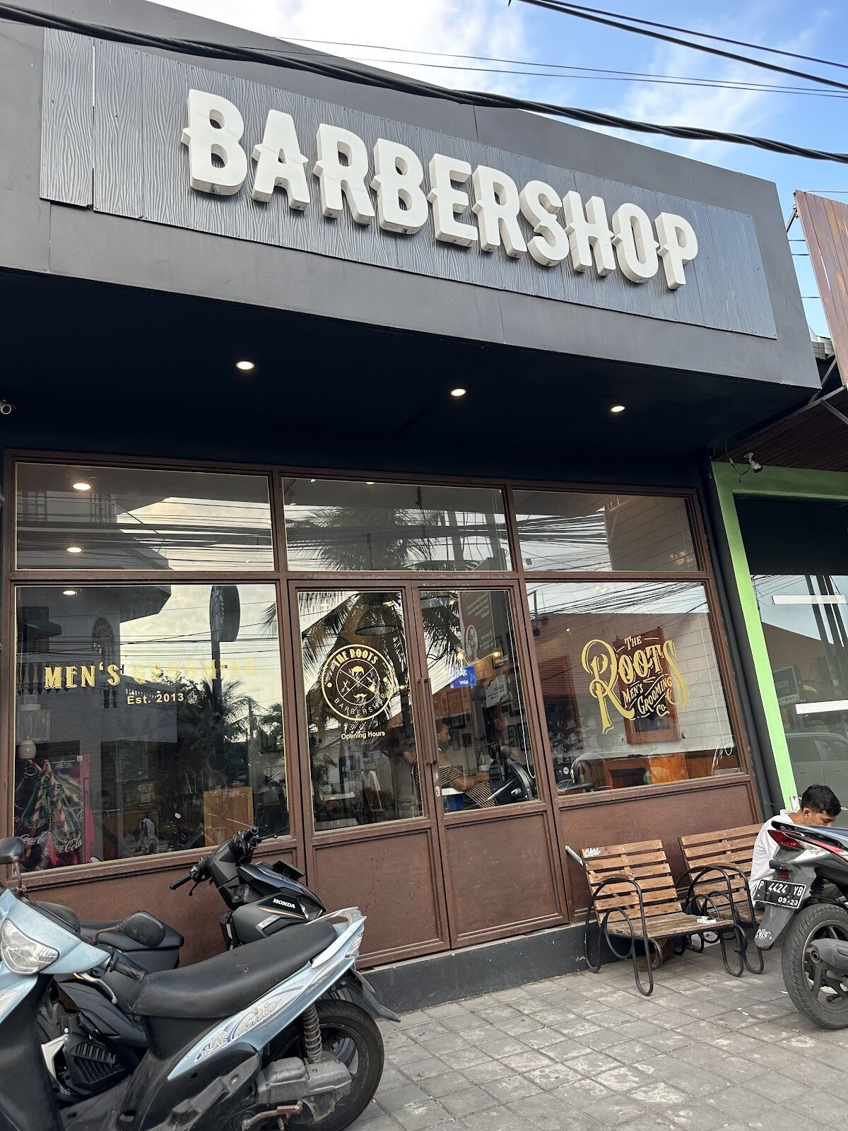 The Roots Barbershop Canggu