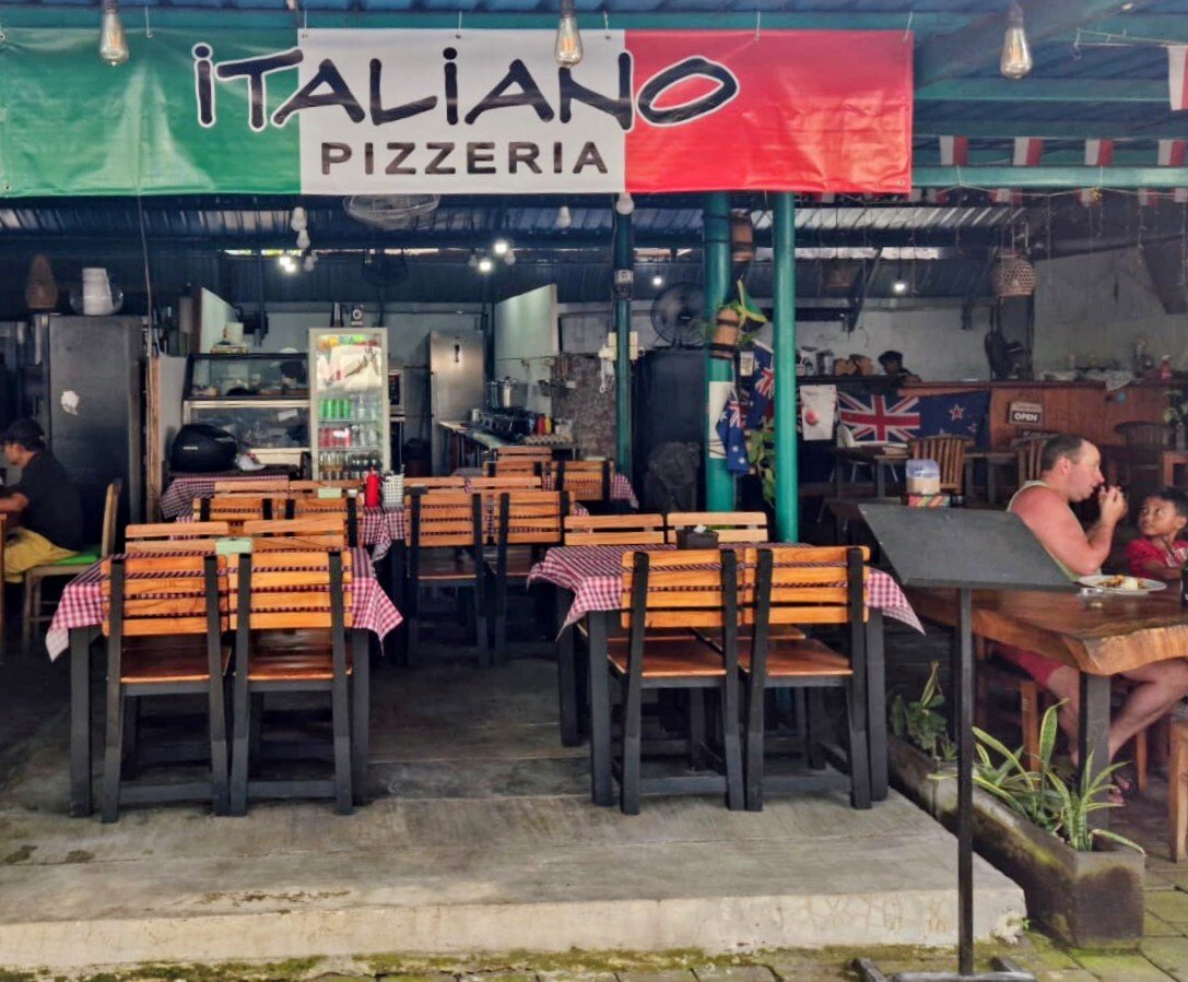 Italiano Pizzeria Legian Food Court