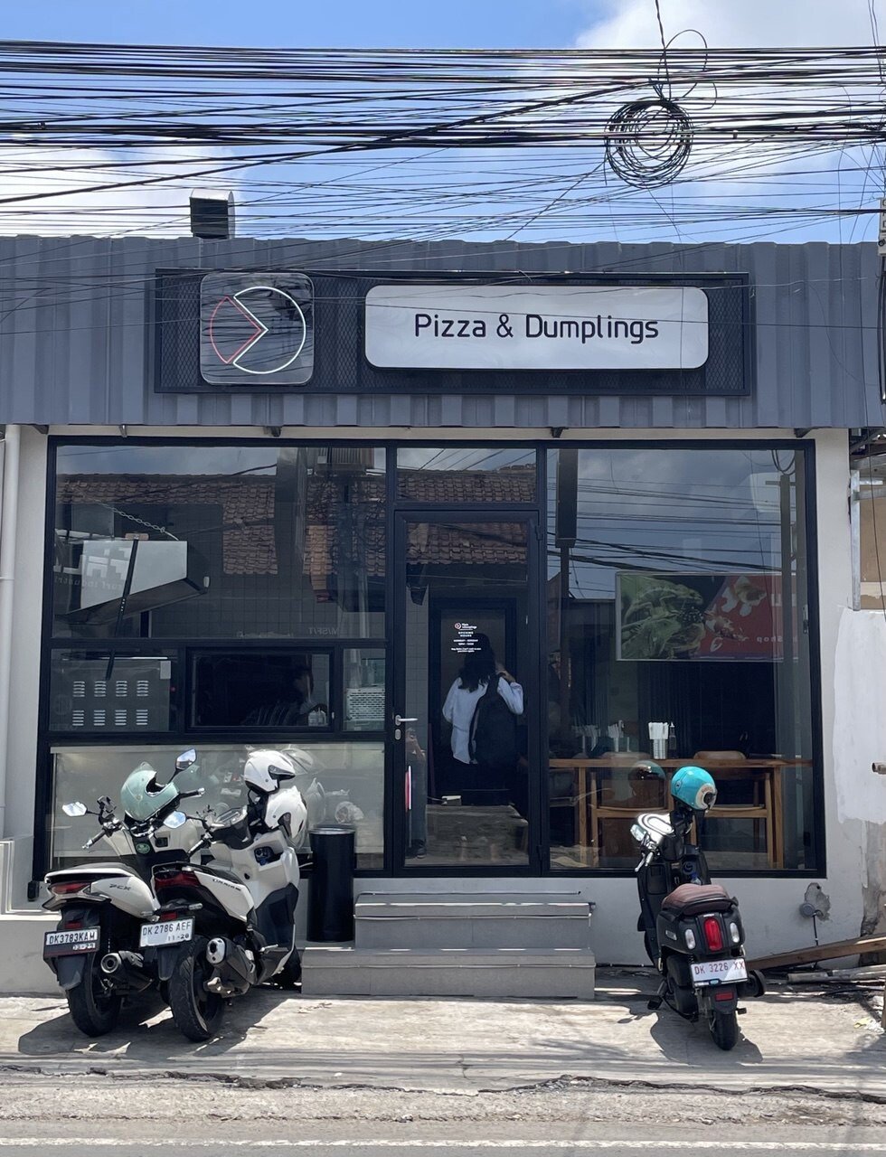 Pizza&Dumplings, Ungasan