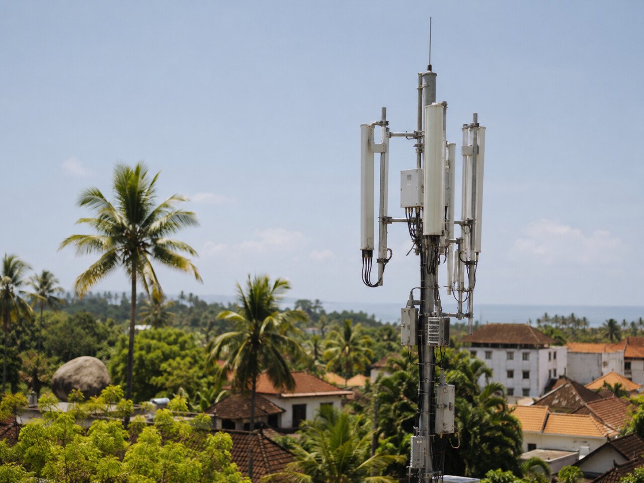 Indosat расширяет сеть 5G на Бали и запускает её на Ломбоке
