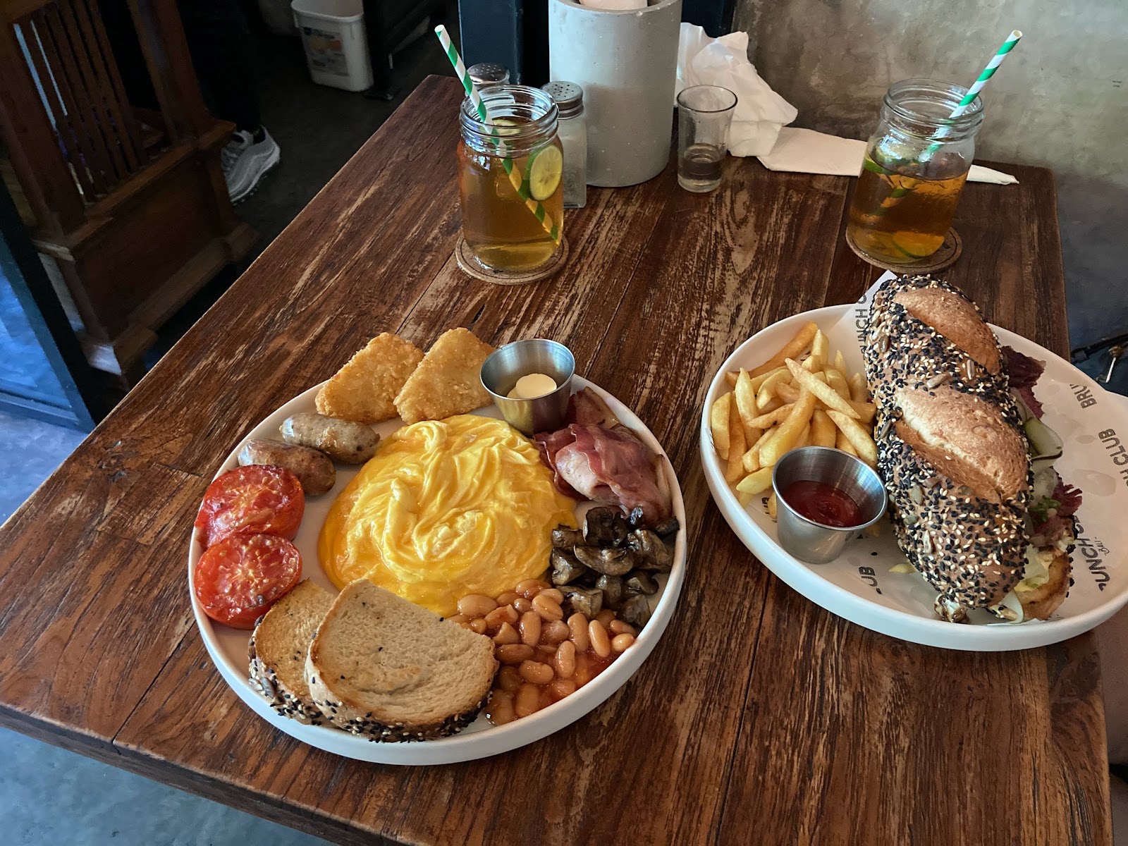 Brunch Club Bali