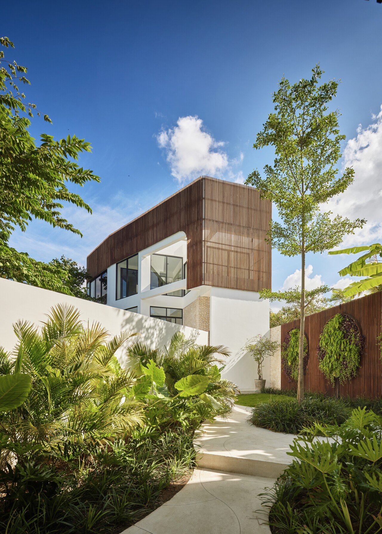 BREIG Property