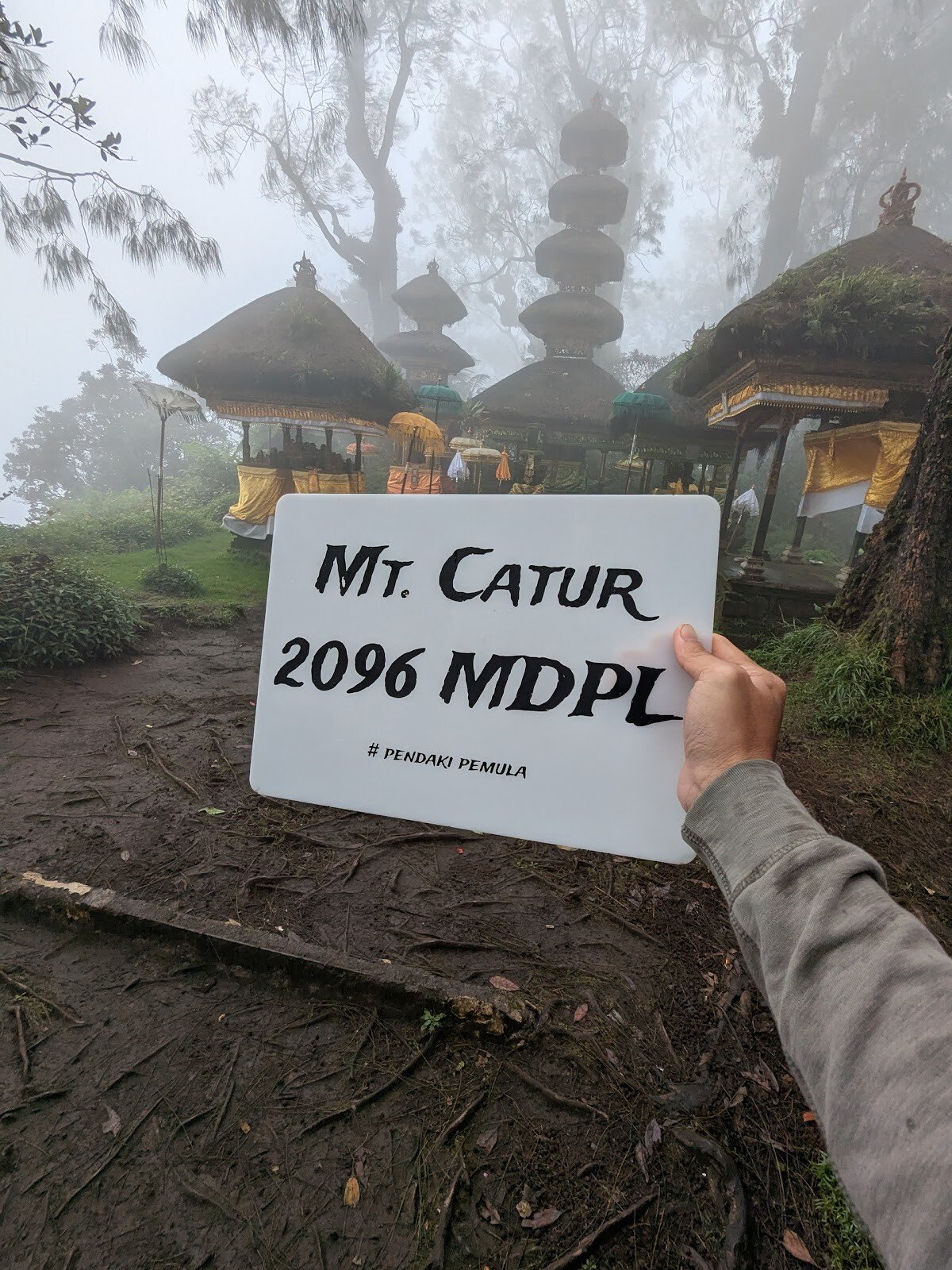Mount Catur Trail Start