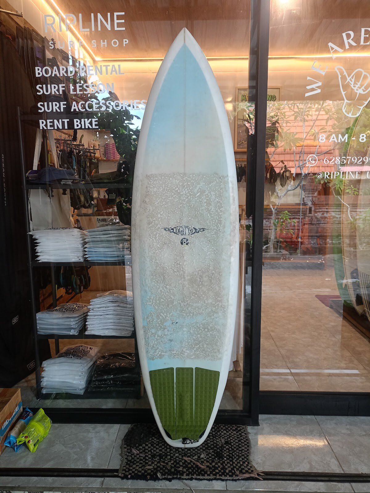 RIPLINE Surf Shop Uluwatu