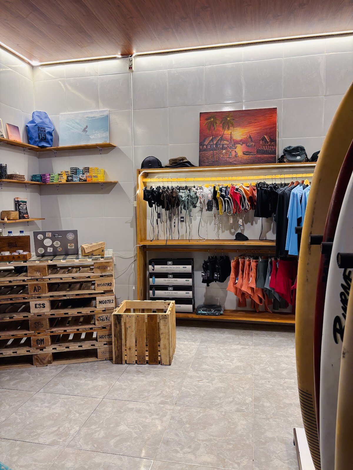 RIPLINE Surf Shop Uluwatu