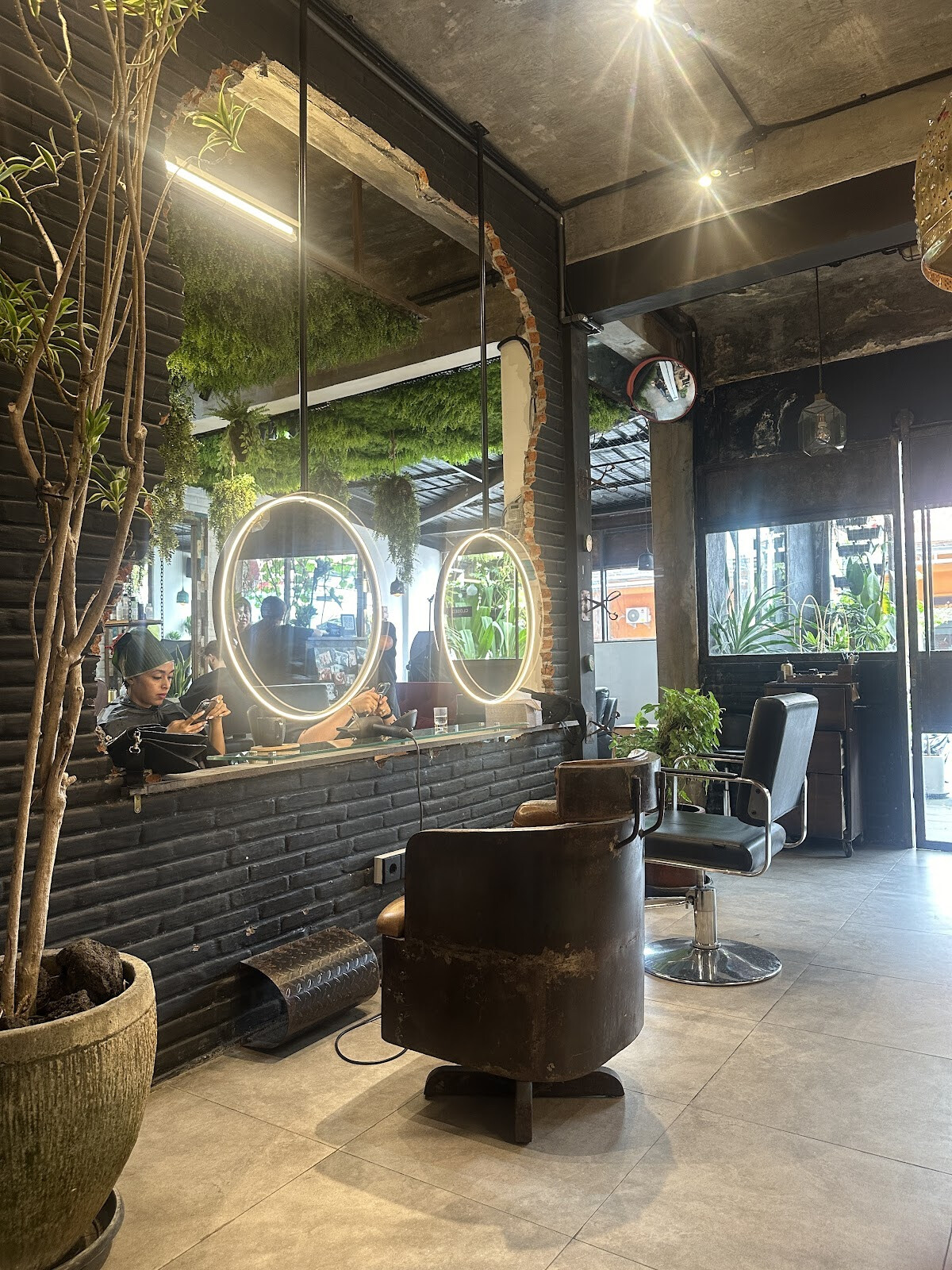The Gardezan Hair Salon : Hairdresser | Barber | Beauty