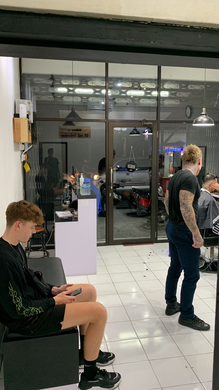 ED_cutz barbershop