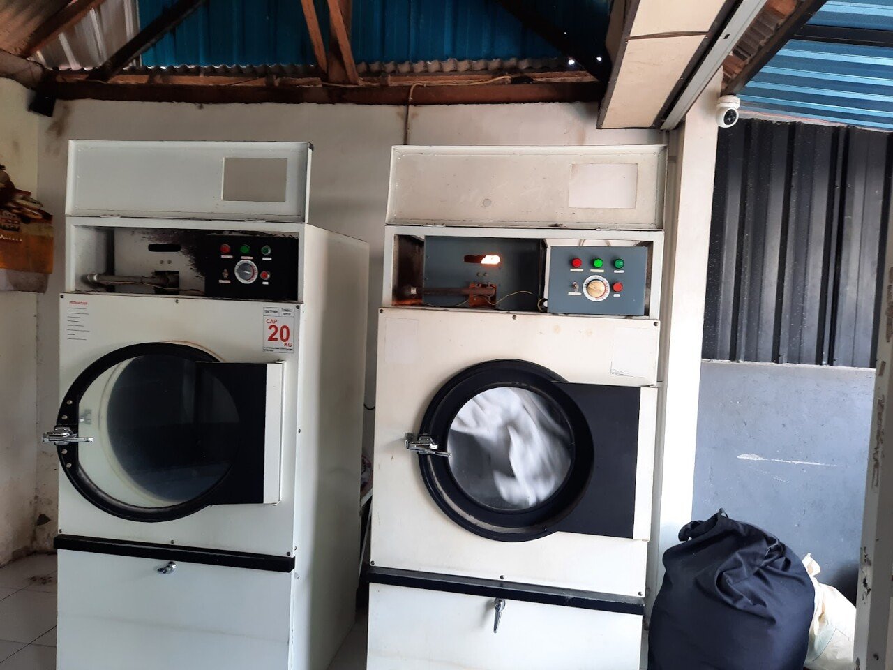 Tri Laundry