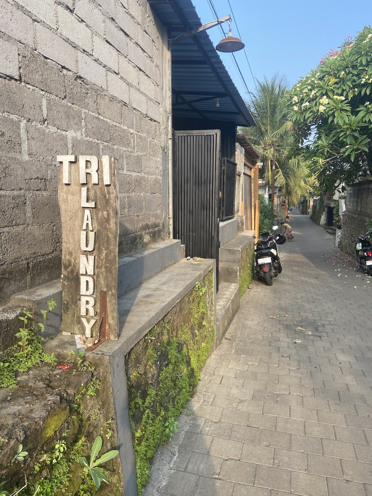 Tri Laundry