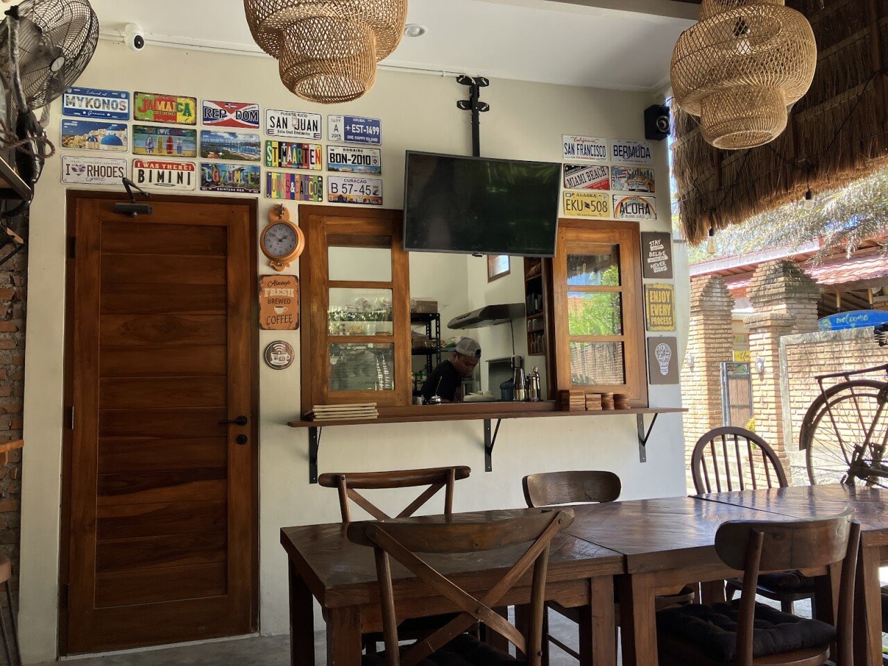 Uma Dewa Warung Coffee n Surf