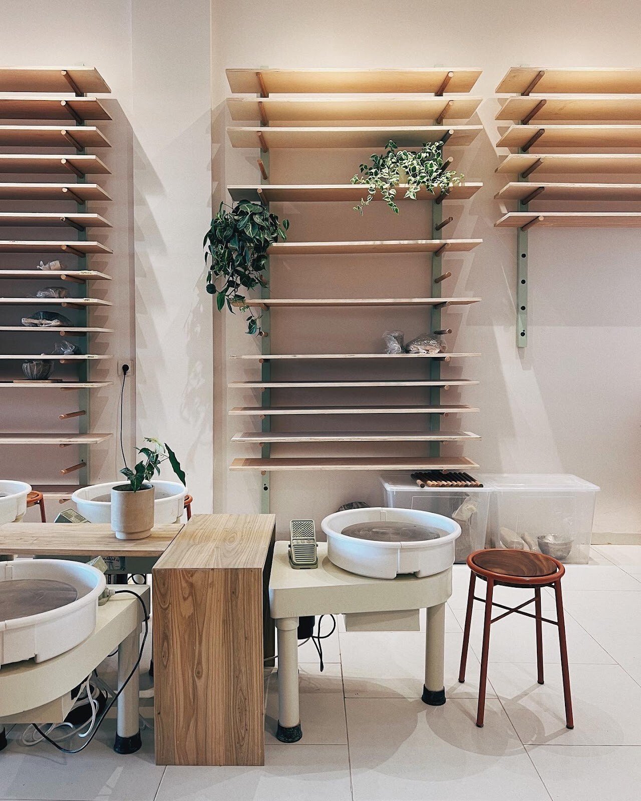 Bumii Pottery