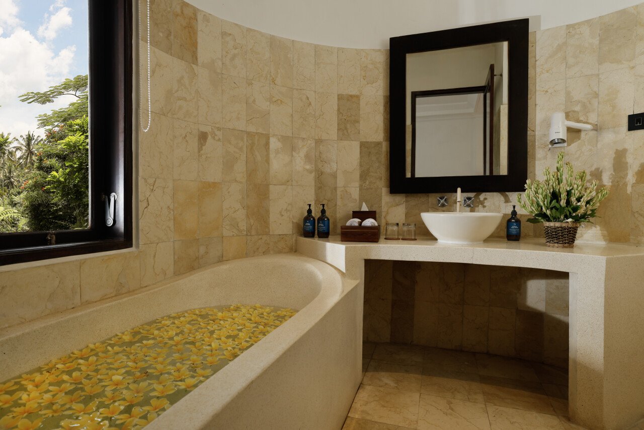 Вилла leona valley view Тегалаланг 400м² 4 и более спален