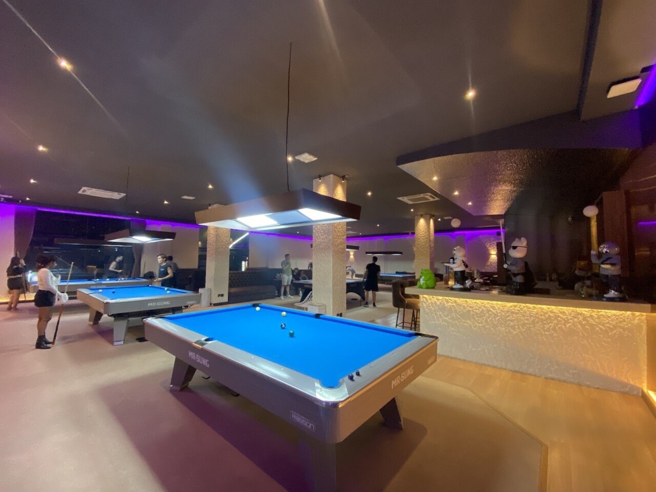 Azure Billiard Cafe