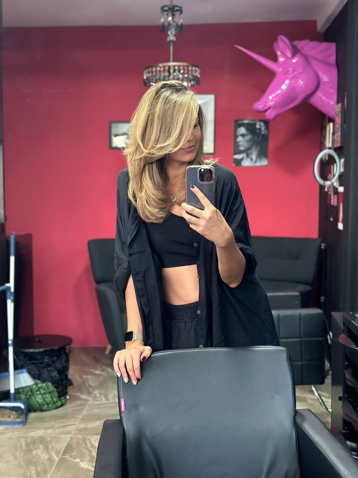 HOLY HAIR