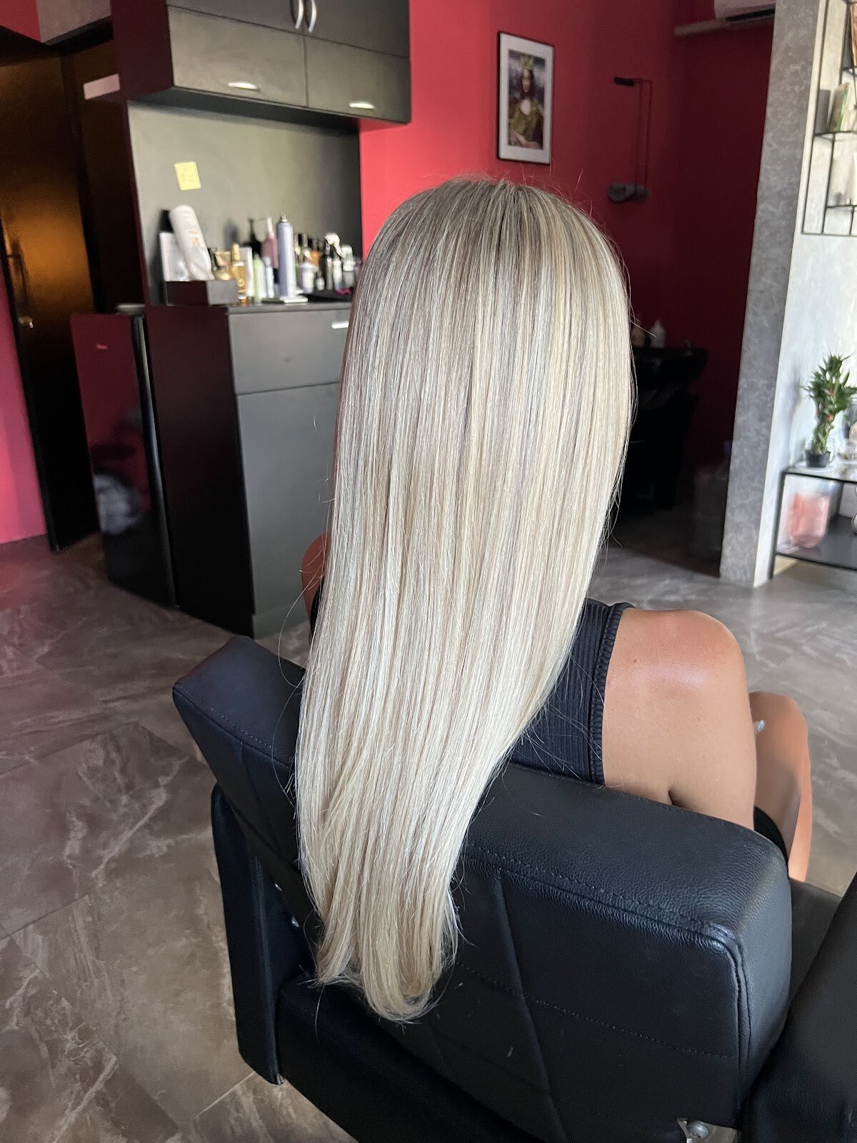 HOLY HAIR