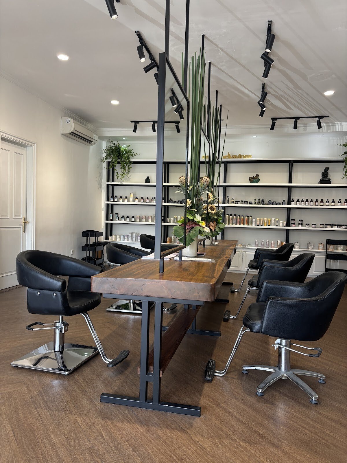 Glo Salon & Beauty Sanur