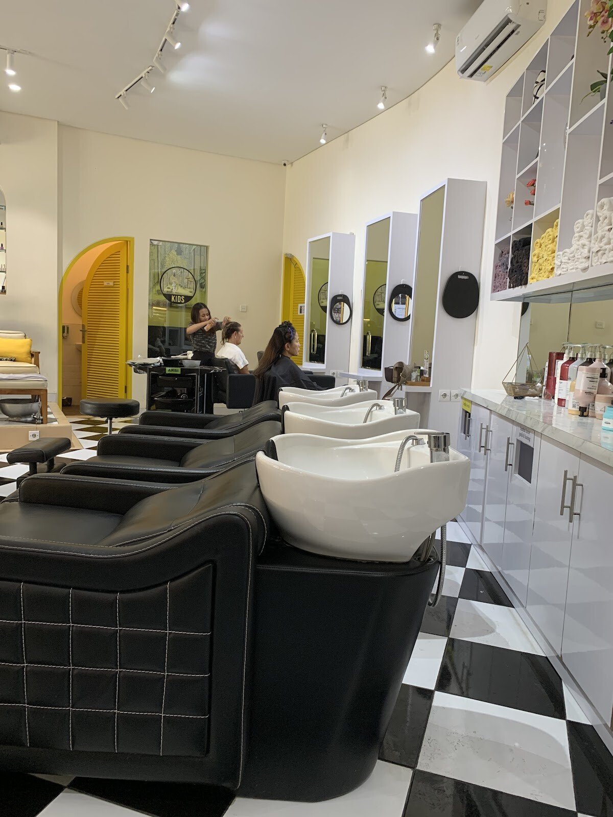 The Shampoo Lounge - Sanur