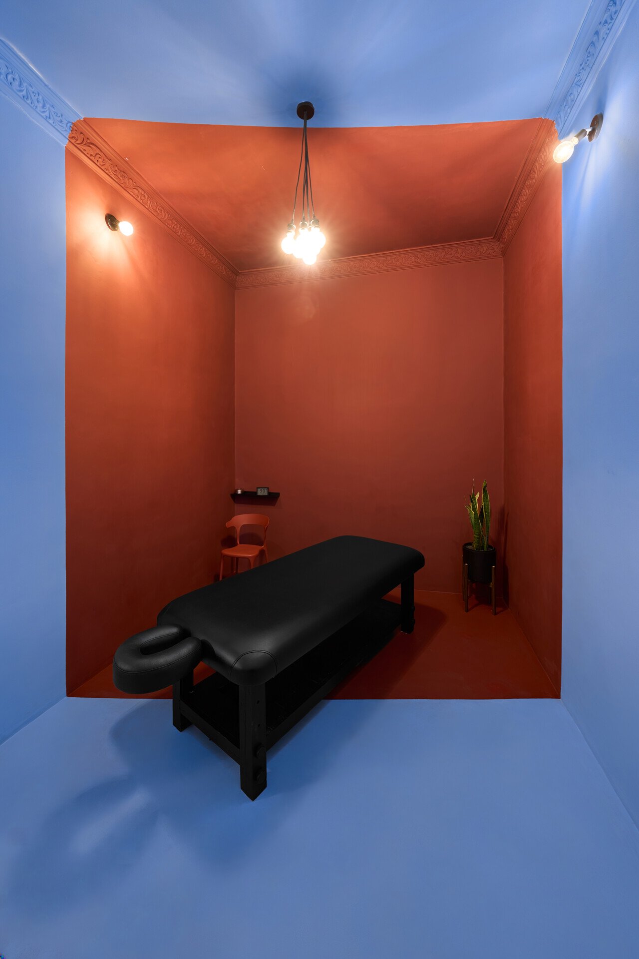 VOL MASSAGE & EXP. STUDIO