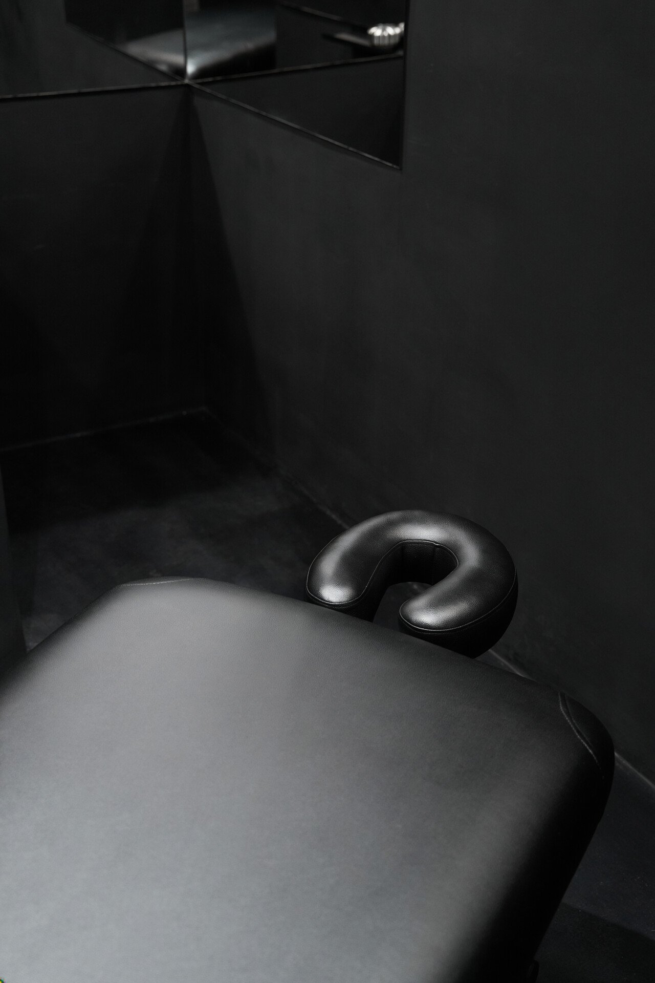 VOL MASSAGE & EXP. STUDIO