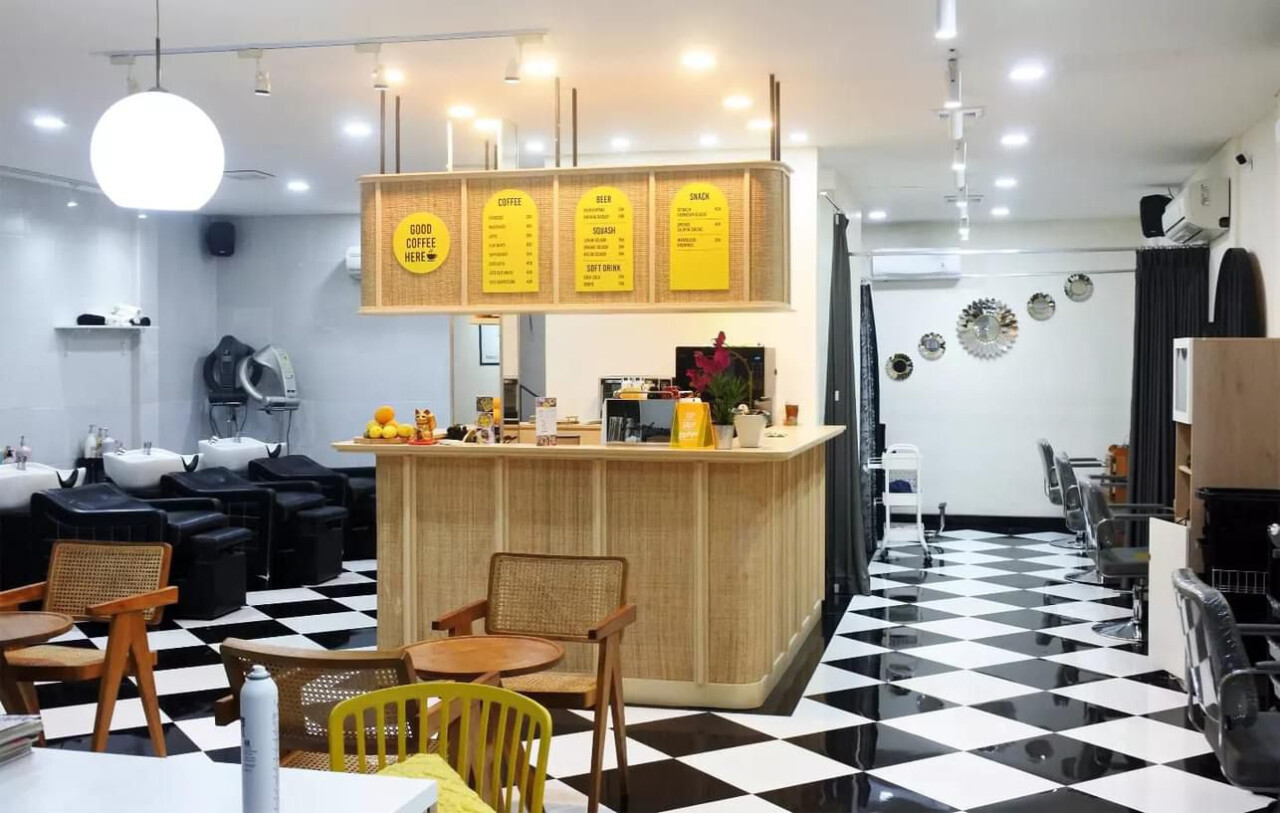The Shampoo Lounge