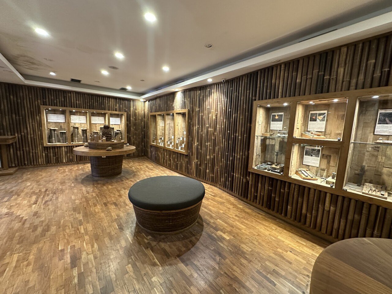SUNSRI House of Jewelry