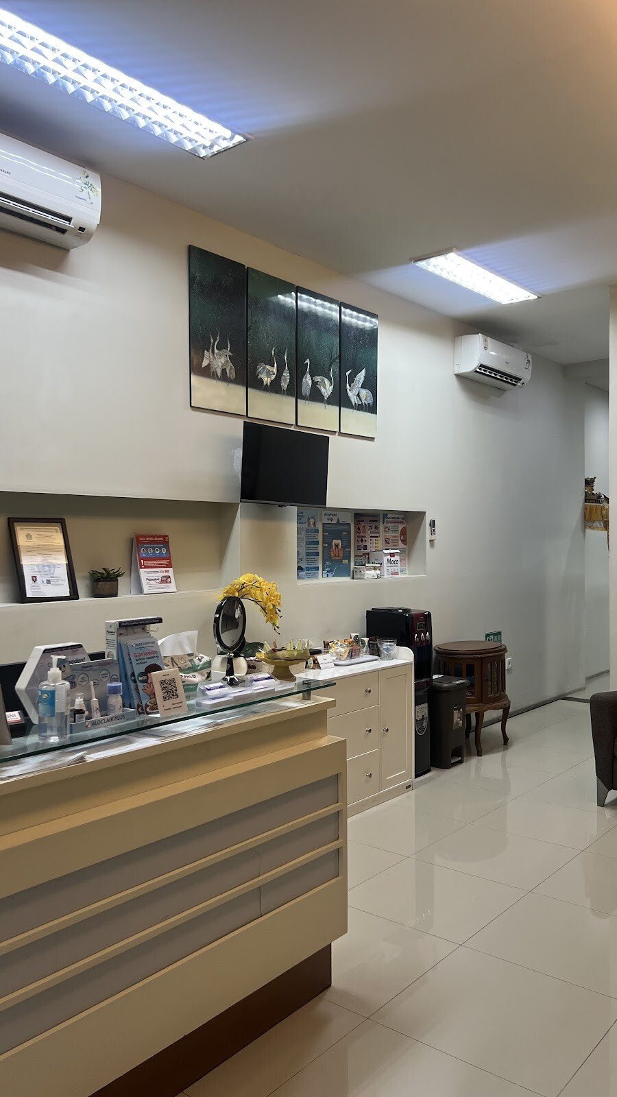 Bali Dental Clinic 911 Sunset Road