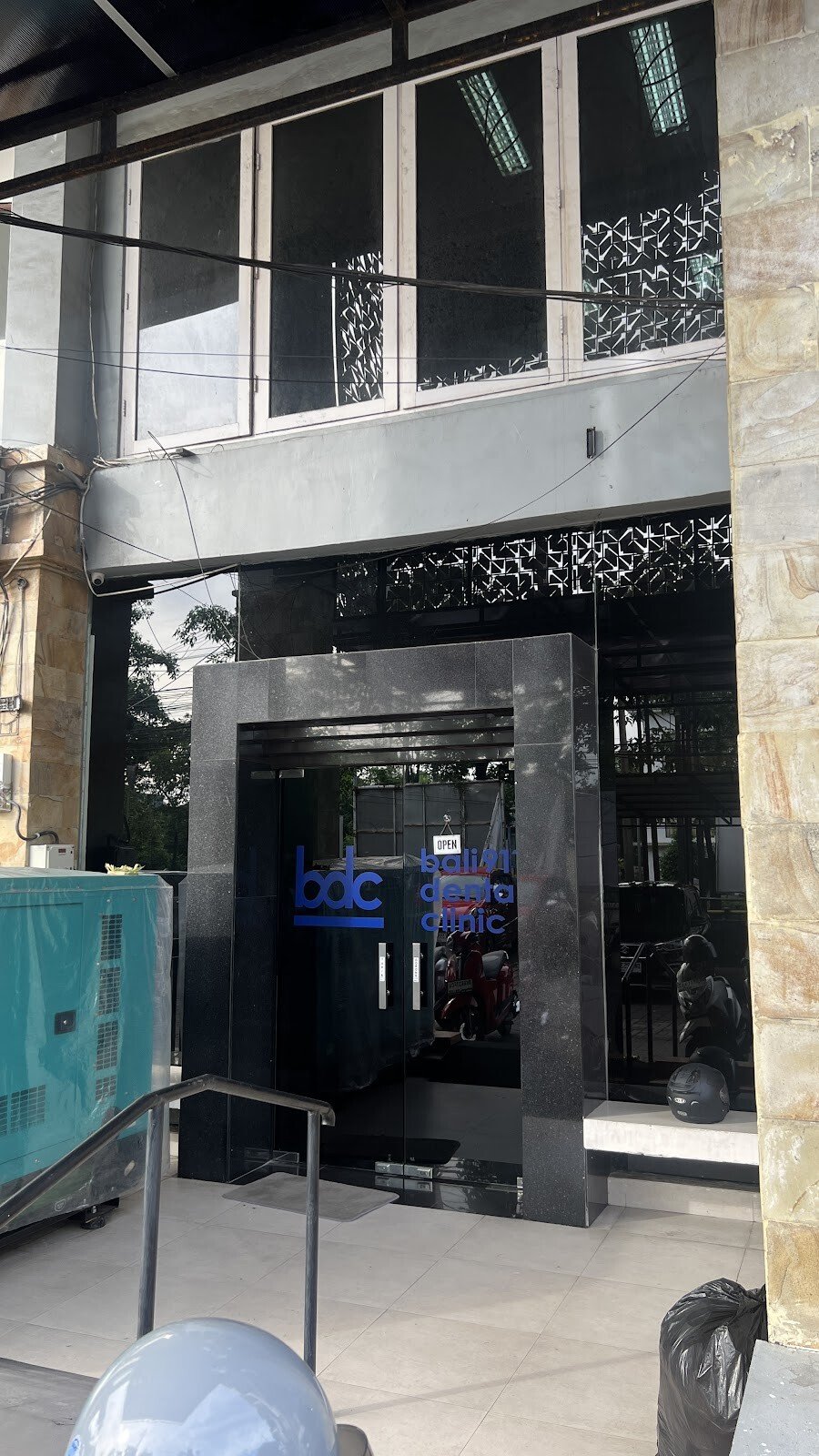 Bali Dental Clinic 911 Sunset Road