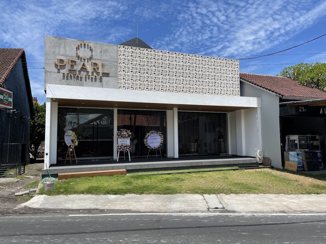 Pearl Dental Studio