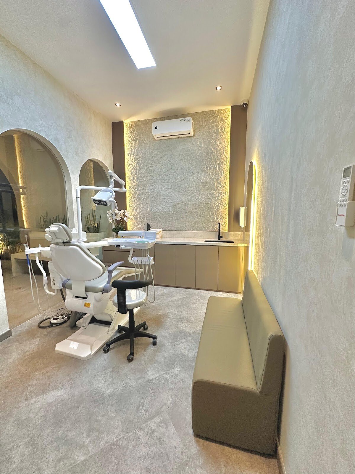 Klinik Gigi Canggu Bali - CS Dental Canggu Aesthetic Clinic & Dental Lab Bali