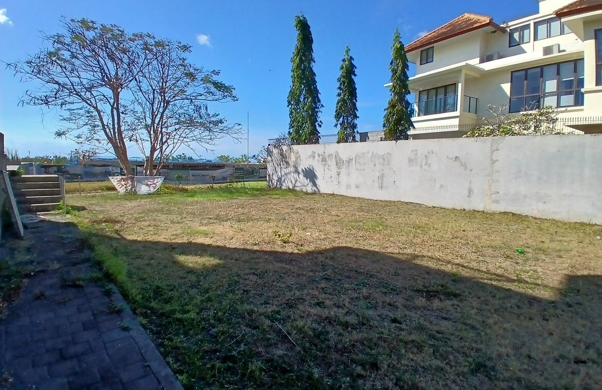 Земельный участок с видом на океан у new kuta golf Баланган 456м²