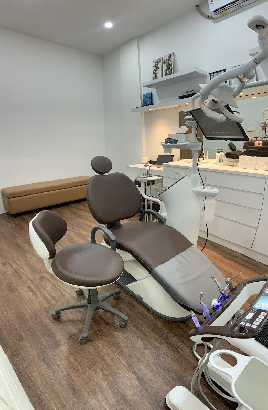 Niki Diagnostic Center Dental Care & Implant