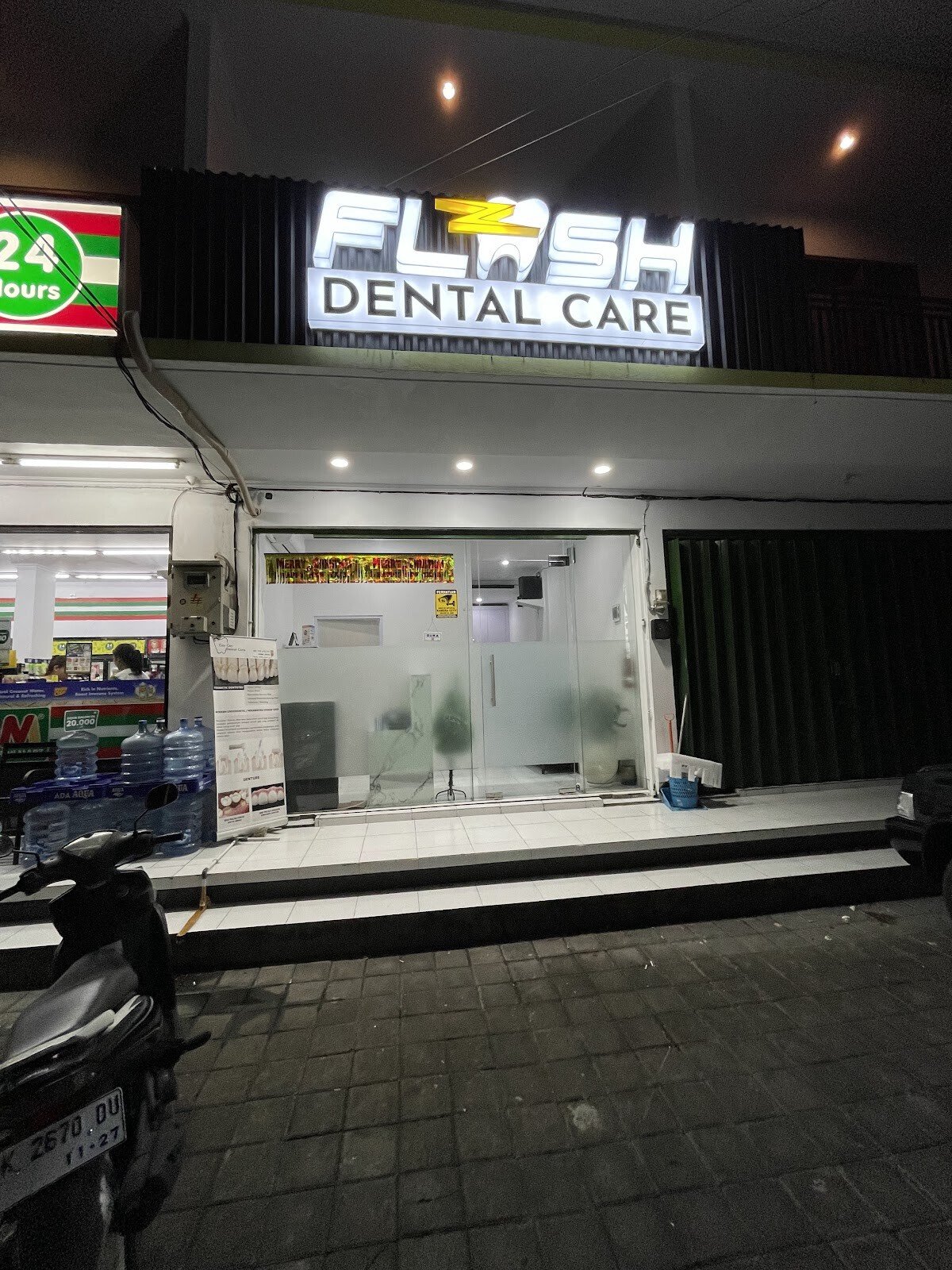 FLASH Dental Bali (seminyak)