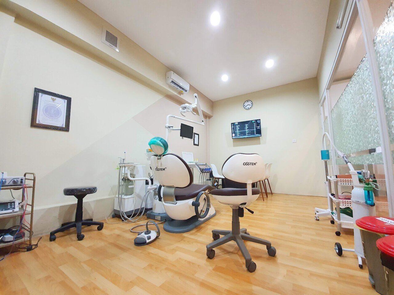 DENTOLOGY Dental Clinic